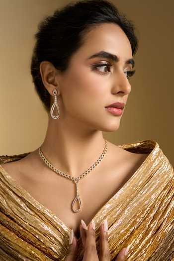 Nazaakat By Samara Singh Cutout Pendant Necklace Set 