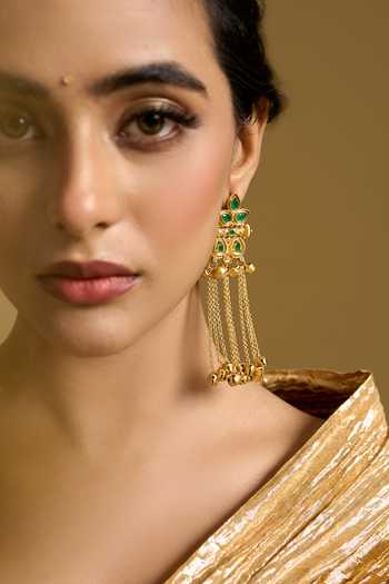 Buy_Nazaakat By Samara Singh_Gold Plated Ghungroo Tassel Earrings 