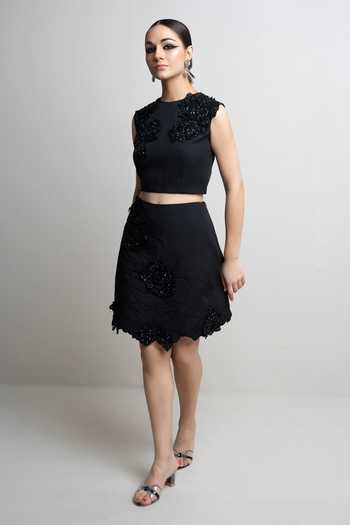 Parneet Gujral_Black Crepe High Neck Sequin Embroidered Crop Top _Online_at_Aza_Fashions