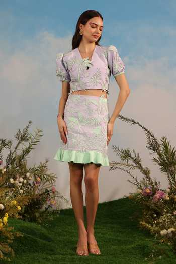 Parneet Gujral_Purple Crepe Keyhole Neck Floral Embroidered Crop Top _at_Aza_Fashions