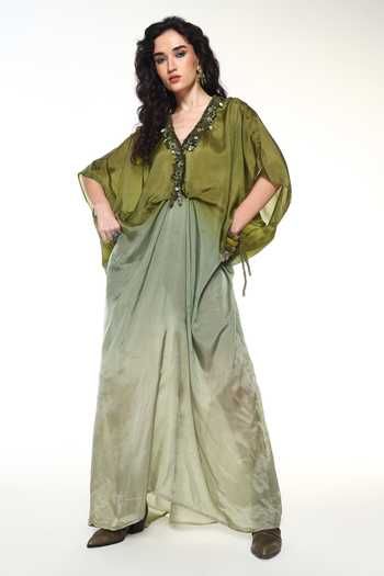 Buy_CAPISVIRLEO_Green Silk V-neck Alba Sapphire Shaded Kaftan _Online_at_Aza_Fashions