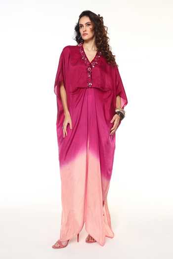 CAPISVIRLEO Pink Silk V-neck Alba Shaded Ruby Kaftan Online at Aza Fashions CAPISVIRLEO_Pink Silk V-neck Alba Shaded Ruby Kaftan _Online_at_Aza_Fashions