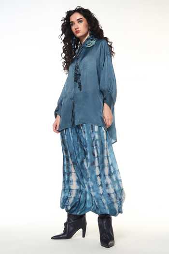 CAPISVIRLEO Blue Silk Collared Neck Elara Crochet Shirt Online at Aza Fashions CAPISVIRLEO_Blue Silk Collared Neck Elara Crochet Shirt _Online_at_Aza_Fashions