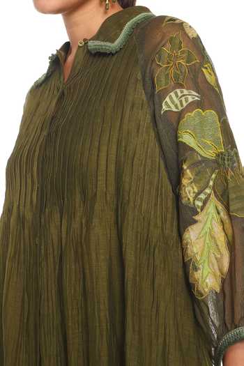 Buy CAPISVIRLEO Olive Green Chanderi Silk Collared Neck Iivy Dress With Inner Buy_CAPISVIRLEO_Olive Green Chanderi Silk Collared Neck Iivy Dress With Inner