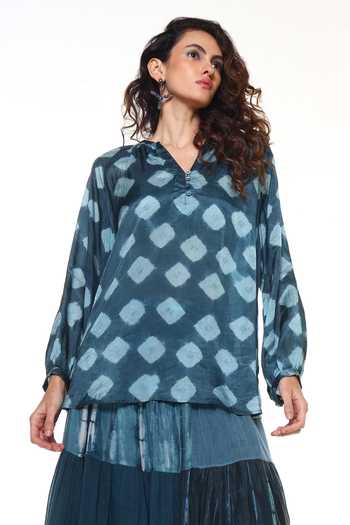 CAPISVIRLEO Stella Tie Dye Top 