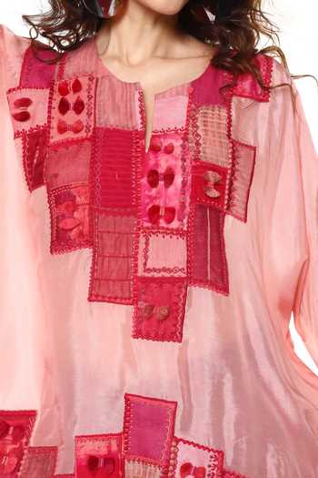 Buy CAPISVIRLEO Pink Silk Split V-neck Sylvie Patchwork Kaftan Shirt Buy_CAPISVIRLEO_Pink Silk Split V-neck Sylvie Patchwork Kaftan Shirt