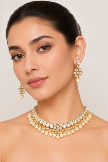Zevar By Geeta Kundan Embellished Choker Set 