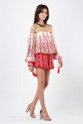Buy Limerick By Abirr N' Nanki Pink Georgette Off-shoulder Brisa Off Printed Top Online at Aza Fashions Buy_Limerick By Abirr N' Nanki_Pink Georgette Off-shoulder Brisa Off Printed Top _Online_at_Aza_Fashions