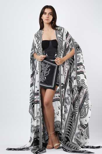 Buy Limerick By Abirr N' Nanki Black Crepe Tullia Embroidered Cape Online at Aza Fashions Buy_Limerick By Abirr N' Nanki_Black Crepe Tullia Embroidered Cape _Online_at_Aza_Fashions