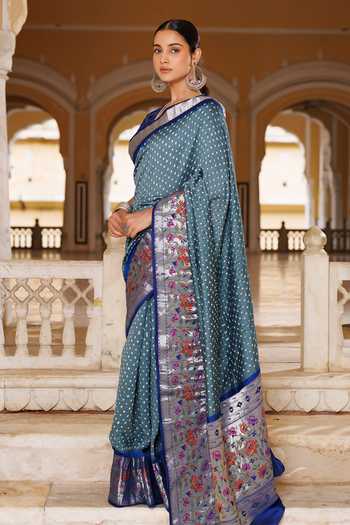 Geroo Jaipur_Blue Silk, Brocade V-neck Bandhani Saree Set _Online_at_Aza_Fashions