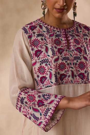 Janki India_Ivory Cotton, Organza, Chanderi Round Neck Floral Embroidered Kurta Set _at_Aza_Fashions