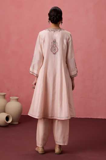 Janki India Neckline Embroidered Kurta Set 