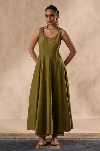 Buy Janki India Olive Green Silk, Cotton, Organza Scoop Neck, Resham Embroidered Anarkali Set Online at Aza Fashions Buy_Janki India_Olive Green Silk, Cotton, Organza Scoop Neck, Resham Embroidered Anarkali Set _Online_at_Aza_Fashions