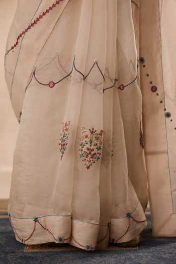 Janki India_Ivory Organza, Chanderi Embroidered Saree With Unstitched Blouse Piece _at_Aza_Fashions