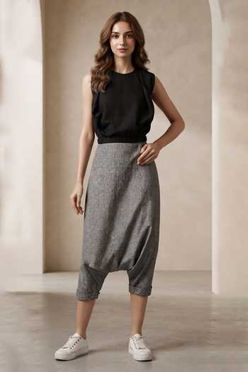 Buy MATI Grey Handloom Cotton Pants at Aza Fashions Buy_MATI_Grey Handloom Cotton Pants_at_Aza_Fashions