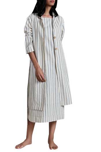 Shop_MATI_Off White Handloom Cotton Jacket_Online_at_Aza_Fashions