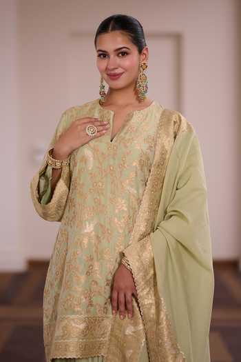 Buy_Safaa_Green Vegan Silk Split V-neck, Yes Banarasi Paan Parsi Gara Woven Kurta Set _Online_at_Aza_Fashions