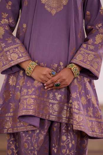 Safaa_Purple Shantoon, Vegan Silk V-neck Jamuni Peda Floral Zari Weave Kurta Set _Online_at_Aza_Fashions