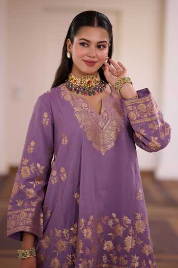 Safaa_Purple Shantoon, Vegan Silk V-neck Jamuni Peda Floral Zari Weave Kurta Set _at_Aza_Fashions