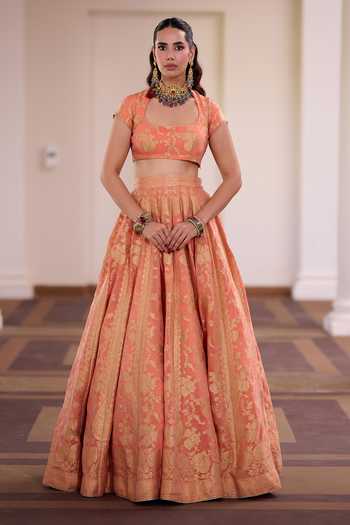 Buy_Safaa_Peach Organza, Shantoon Scoop Neck Kesar Rasmalai Woven Lehenga Set 