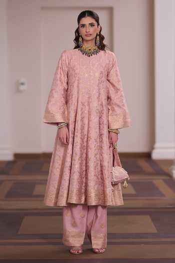 Safaa_Pink Vegan Silk High Neck Madhur Malai Floral Zari Woven Anarkali Set _Online_at_Aza_Fashions
