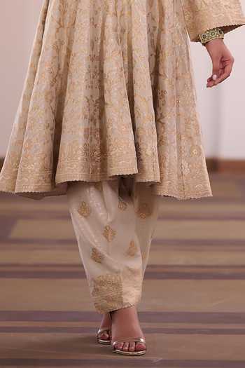 Safaa Ivory Vegan Silk, Shantoon Keyhole Neck Misri Mawa Floral Woven Anarkali Set Online at Aza Fashions Safaa_Ivory Vegan Silk, Shantoon Keyhole Neck Misri Mawa Floral Woven Anarkali Set _Online_at_Aza_Fashions