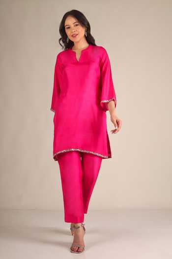 Jhambthreads Fuchsia Silk Split V-neck Border Embellished Kurta And Pant Set at Aza Fashions Jhambthreads_Fuchsia Silk Split V-neck Border Embellished Kurta And Pant Set _at_Aza_Fashions