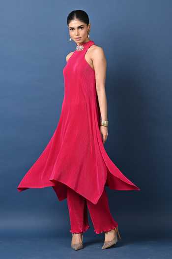 Kiran Uttam Ghosh Magenta Polyester Pleated Pant Online at Aza Fashions Kiran Uttam Ghosh_Magenta Polyester Pleated Pant _Online_at_Aza_Fashions