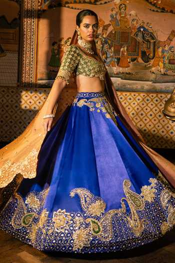 Shop Payal & Zinal Blue Silk, Tissue Sweetheart Neck Vadhu-2-0 Gaji Lehenga Set Online at Aza Fashions Shop_Payal & Zinal_Blue Silk, Tissue Sweetheart Neck Vadhu-2-0 Gaji Lehenga Set _Online_at_Aza_Fashions