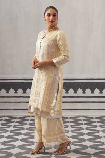 Palak & Mehak Cream Chanderi V-neck Kimi Gota Work Kurta Set Online at Aza Fashions Palak & Mehak_Cream Chanderi V-neck Kimi Gota Work Kurta Set _Online_at_Aza_Fashions