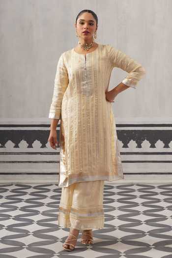 Buy Palak & Mehak Cream Chanderi V-neck Kimi Gota Work Kurta Set Online at Aza Fashions Buy_Palak & Mehak_Cream Chanderi V-neck Kimi Gota Work Kurta Set _Online_at_Aza_Fashions