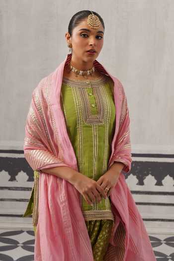 Palak & Mehak Green Chanderi Round Neck Mini Embroidered Kurta Set at Aza Fashions Palak & Mehak_Green Chanderi Round Neck Mini Embroidered Kurta Set _at_Aza_Fashions