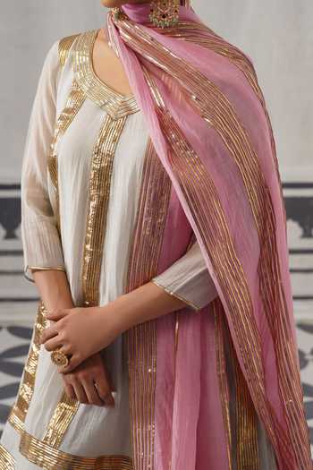 Buy Palak & Mehak Cream Chanderi Gota Patti Scoop Neck Divi Stripe Pattern Straight Kurta Set Buy_Palak & Mehak_Cream Chanderi Gota Patti Scoop Neck Divi Stripe Pattern Straight Kurta Set