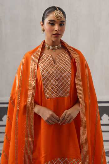 Buy_Palak & Mehak_Orange Chanderi Split V-neck, Yes Heera Embroidered Kurta Set 