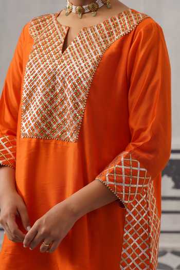Shop_Palak & Mehak_Orange Chanderi Split V-neck, Yes Heera Embroidered Kurta Set 