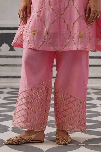 Palak & Mehak_Pink Muslin (mulmul) Round Neck Biba Embroidered Kurta Set _at_Aza_Fashions