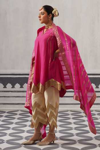 Shop Palak & Mehak Pink Chanderi V-neck Ira Chevron Border Embellished Kurta Set Online at Aza Fashions Shop_Palak & Mehak_Pink Chanderi V-neck Ira Chevron Border Embellished Kurta Set _Online_at_Aza_Fashions