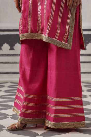 Palak & Mehak_Pink Muslin (mulmul) Round Neck, Yes Kimi Stripe Embellished Kurta Set _at_Aza_Fashions