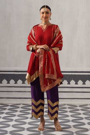Palak & Mehak Ira Neckline Embellished Kurta Set 