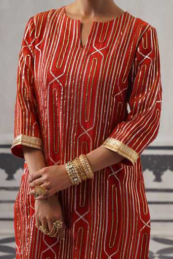 Buy Palak & Mehak Red Chanderi Split V-neck Heera Stripe Chevron Pattern Kurta Set Buy_Palak & Mehak_Red Chanderi Split V-neck Heera Stripe Chevron Pattern Kurta Set