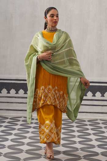 Palak & Mehak Rasna Border Embellished Kurta Set 