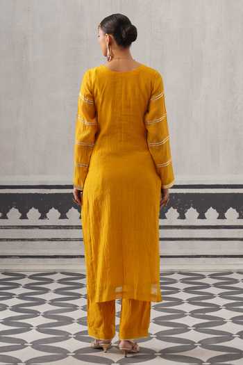 Palak & Mehak Neh Metallic Stripe Kurta Set 