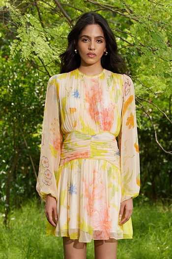 Reena Sharma Yellow Chiffon, Viscose, Crinkle Round Neck Avni Short Dress Online at Aza Fashions Reena Sharma_Yellow Chiffon, Viscose, Crinkle Round Neck Avni Short Dress _Online_at_Aza_Fashions