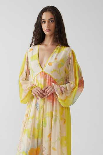 Reena Sharma Yellow Chiffon, Viscose, Crinkle Plunge Neck Avni Long Dress Online at Aza Fashions Reena Sharma_Yellow Chiffon, Viscose, Crinkle Plunge Neck Avni Long Dress _Online_at_Aza_Fashions