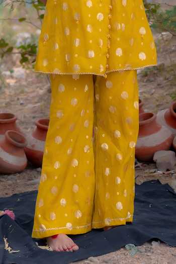 Buy_Soniya G_Yellow Silk Zari V-neck Woven Straight Kurta And Palazzo Set _Online_at_Aza_Fashions