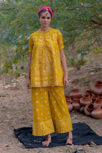 Soniya G Zari Woven Kurta & Pant Set 