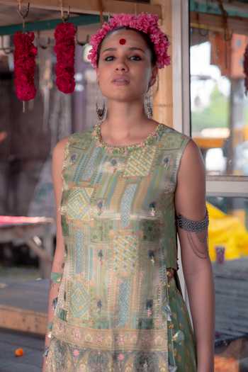 Soniya G_Green Silk Round Neck, Yes Straight Woven Kurta And Pant Set _Online_at_Aza_Fashions