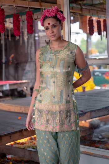 Buy_Soniya G_Green Silk Round Neck, Yes Straight Woven Kurta And Pant Set _Online_at_Aza_Fashions