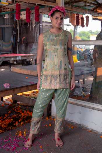Soniya G Straight Woven Kurta & Pant Set 