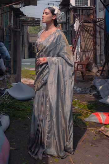Shop_Soniya G_Silver Silk V-neck Banarsi Woven Saree With Blouse _Online_at_Aza_Fashions